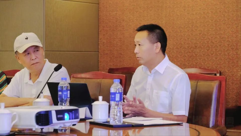 高性能膏狀瓷磚背膠制備關(guān)鍵技術(shù)及應(yīng)用 高性能膏狀瓷磚背膠制備關(guān)鍵技術(shù)及應(yīng)用